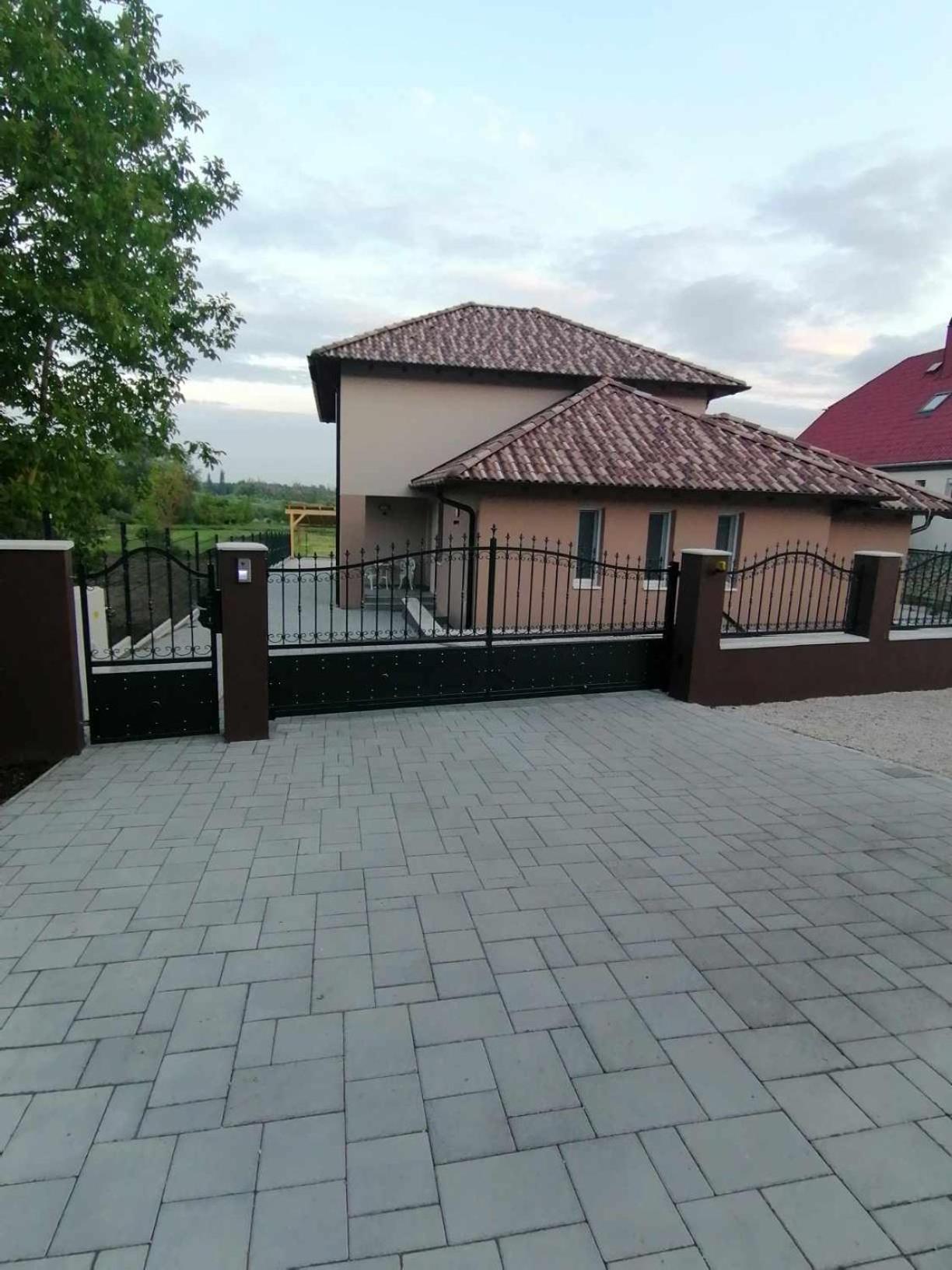 Villa Leona Gyenesdias Exterior photo