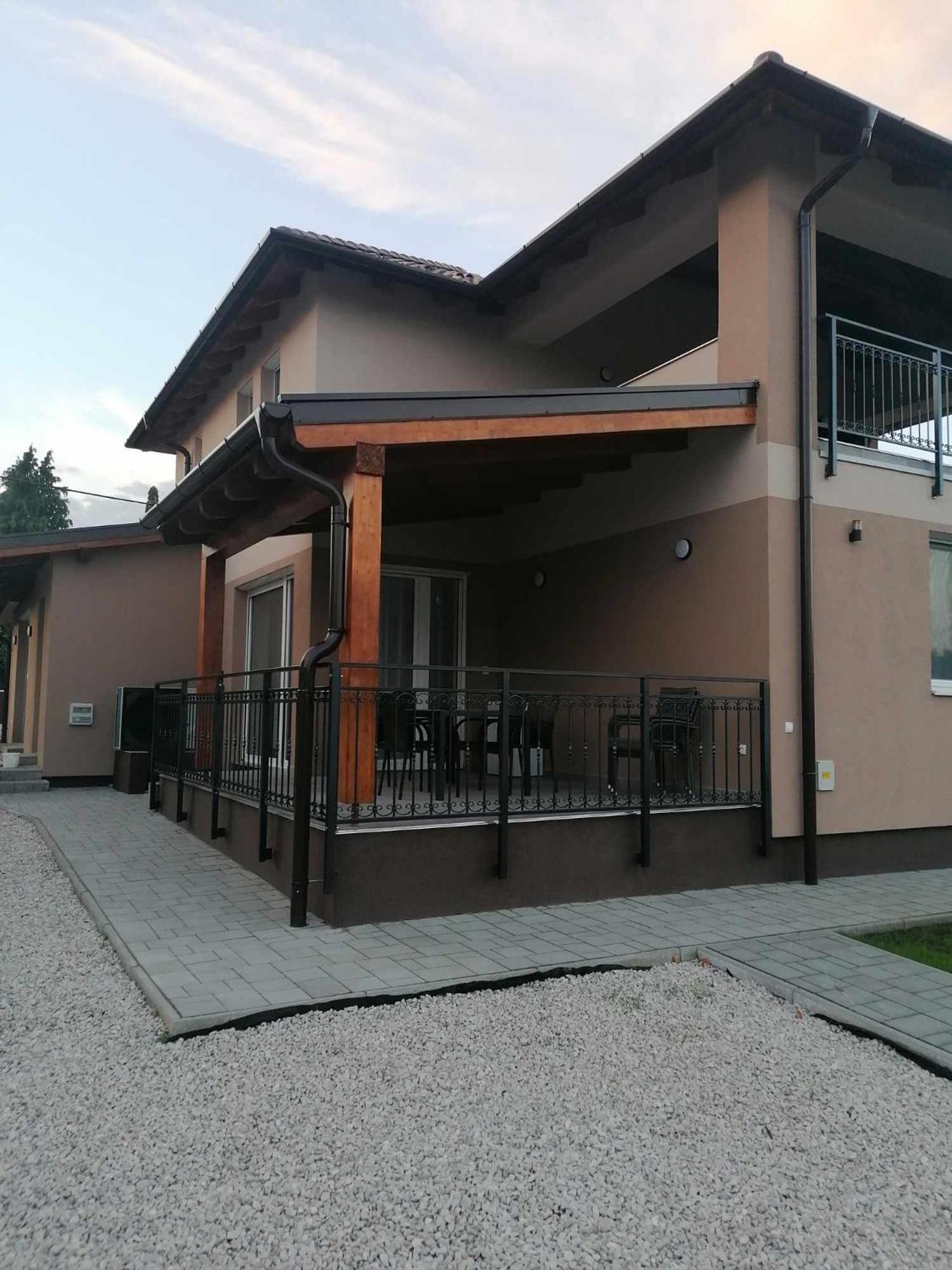 Villa Leona Gyenesdias Exterior photo